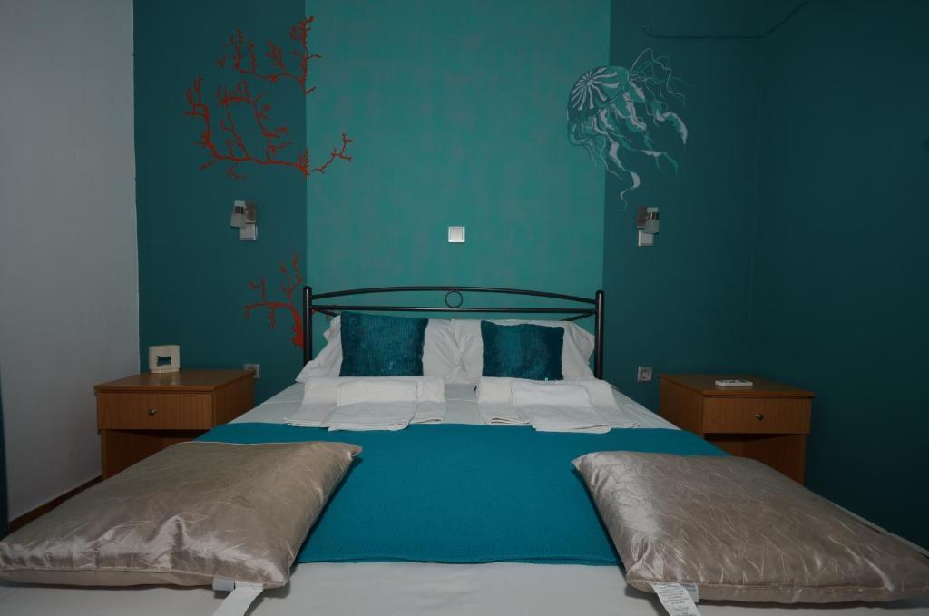Karmik Concept Pension Afantou Room photo