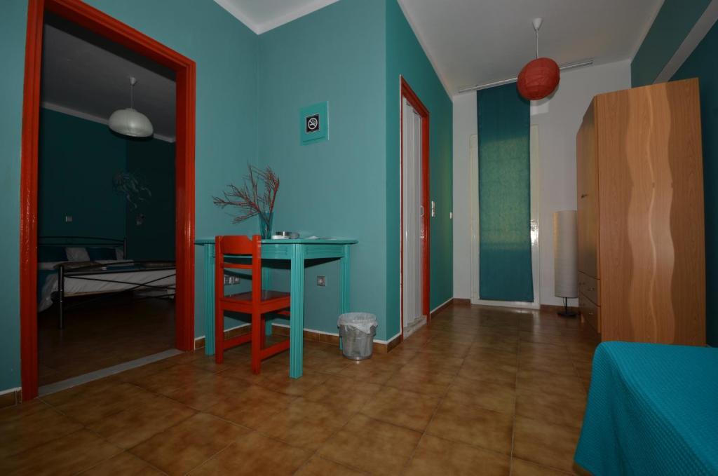 Karmik Concept Pension Afantou Room photo